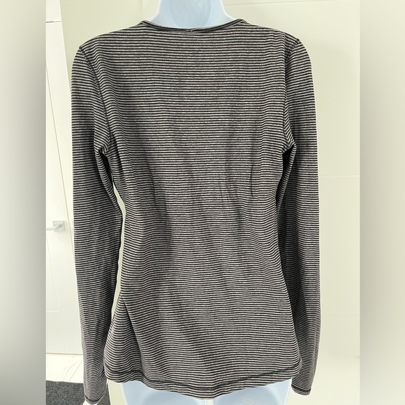 Lululemon/ Striped Sunset Salutation/ Black & grey/ Size US 10 - Picture 7 of 13